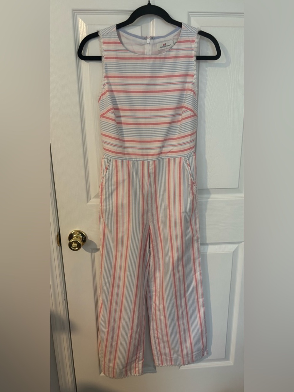 Vineyard Vines Pink, Blue and White Striped Sleeveless Jumpsuit, size 00, EUC